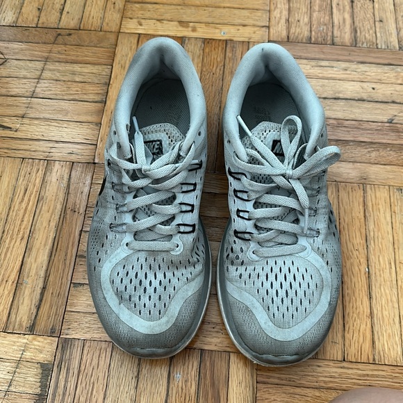 Nike Sneakers - Picture 2 of 2